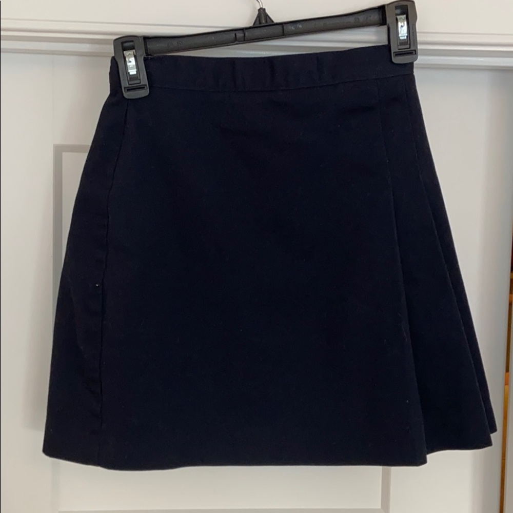 Flynn O’Hara girls navy uniform skirt size 16